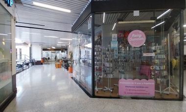 Local Comercial con baño Todo Uso Arriendo Providencia