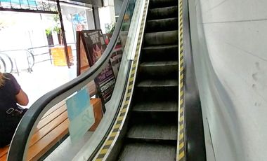 Local Comercial con baño Todo Uso Arriendo Providencia