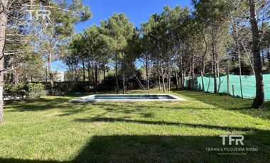 Venta en Maritimo 4 de Costa Esmeralda - 4 habitaciones en 2 plantas - a pasos del mar