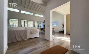 Venta en Maritimo 4 de Costa Esmeralda - 4 habitaciones en 2 plantas - a pasos del mar