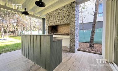 Venta en Maritimo 4 de Costa Esmeralda - 4 habitaciones en 2 plantas - a pasos del mar