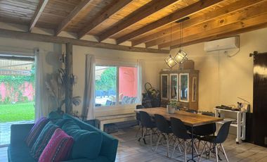 APTO CREDITO - Casa en Venta - 4 AMB Benavidez