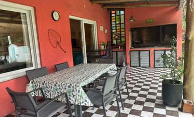 APTO CREDITO - Casa en Venta - 4 AMB Benavidez