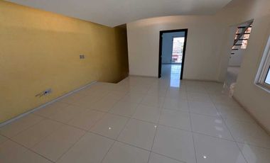Casa en Venta Con Terraza en Colonia San Vicente, Guadalajara