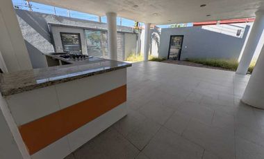 Casa en Venta Con Terraza en Colonia San Vicente, Guadalajara
