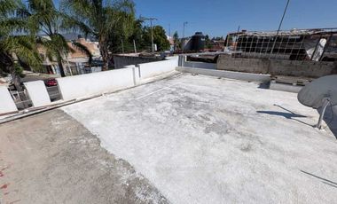 Casa en Venta Con Terraza en Colonia San Vicente, Guadalajara