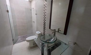 Casa en Venta Con Terraza en Colonia San Vicente, Guadalajara