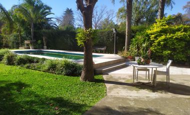 Casa en  venta 5 ambientes Tortuguitas Apto Crédito