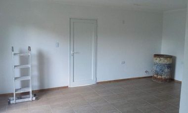 Casa en venta - 2 Dormitorios 1 Baño - 65Mts2 - Aguas Verdes