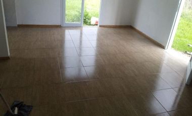 Casa en venta - 2 Dormitorios 1 Baño - 65Mts2 - Aguas Verdes