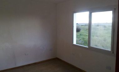 Casa en venta - 2 Dormitorios 1 Baño - 65Mts2 - Aguas Verdes