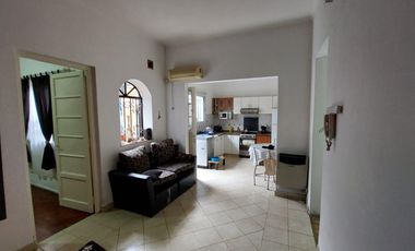 Casa en  Matienzo 1300