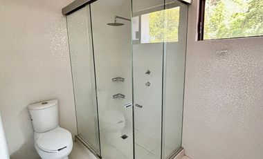 Casa en Renta en Bosques, $120,000