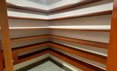 Casa en Renta en Bosques, $120,000