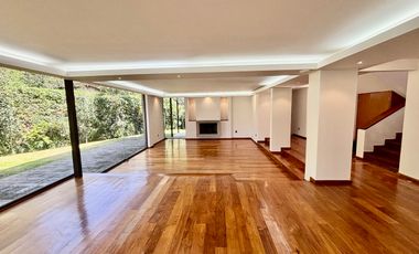Casa en Renta en Bosques, $120,000
