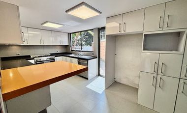 Casa en Renta en Bosques, $120,000