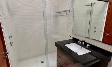 Casa en Renta en Bosques, $120,000