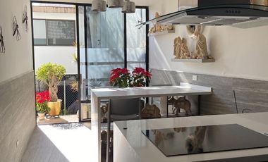 Casa en condominio en Venta en La Herradura, $9,600,000