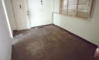 DEPARTAMENTO 3 AMBIENTES VENTA EN Ladislao Martinez  232 2°B (MARTINEZ)