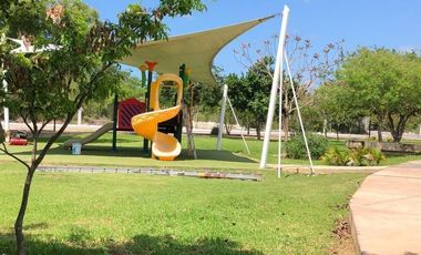 TERRENO EN JARDINES DE REJOYADA 2