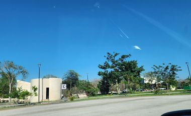 TERRENO RESIDENCIAL EN JARDINES DE REJOYADA 3