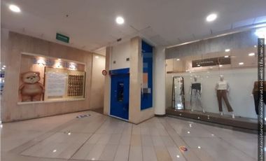 Arriendo local en Centro Comercial SantaFé, Poblado