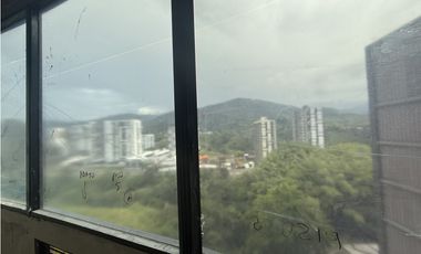 ALQUILER CONSULTORIO SOBRE AVENIDA CENTENARIO