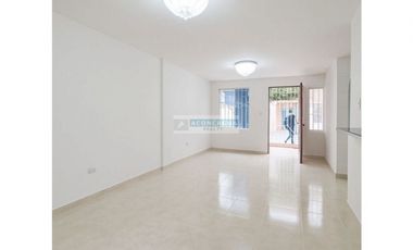 Casa independiente En Venta, Villa Carolina