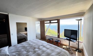 SE ARRIENDA GRAN CASA CON VISTA AL MAR, REÑACA (CÓD. 547)