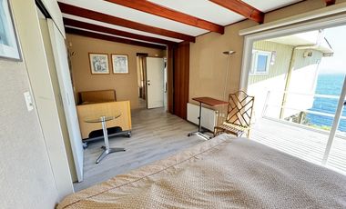 SE ARRIENDA GRAN CASA CON VISTA AL MAR, REÑACA (CÓD. 547)