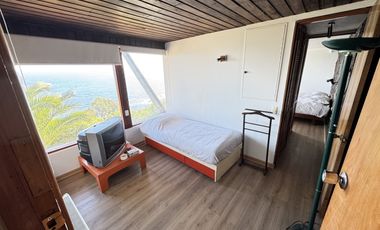 SE ARRIENDA GRAN CASA CON VISTA AL MAR, REÑACA (CÓD. 547)