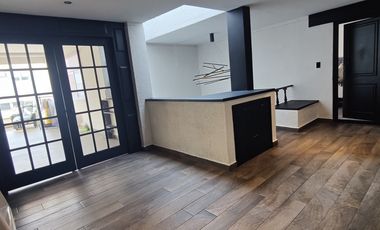 SE RENTA INCREÍBLE CASA AMUEBLADA EN CERRADA EN TECAMACHALCO (V)