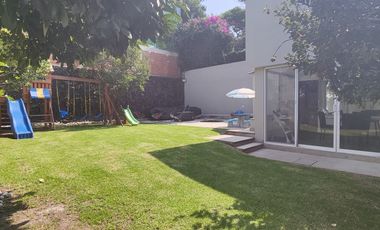 SE RENTA INCREÍBLE CASA AMUEBLADA EN CERRADA EN TECAMACHALCO (V)