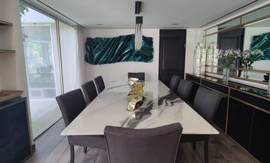 SE RENTA INCREÍBLE CASA AMUEBLADA EN CERRADA EN TECAMACHALCO (V)