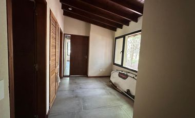 VENTA Casa 6 ambientes en COSTA ESMERALDA Barrio Deportivo II