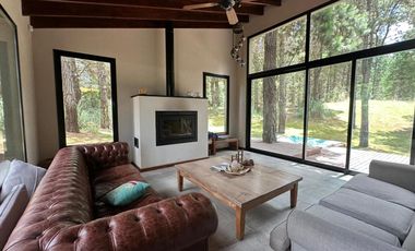 VENTA Casa 6 ambientes en COSTA ESMERALDA Barrio Deportivo II