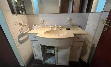 Casa en venta - 3 Dormitorios 3 Baños - 322Mts2 - Wilde, Avellaneda