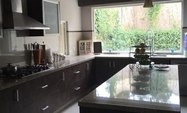 CASA EN TEQUESQUTENGO, MORELOS VENDE