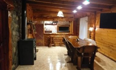 Casa en venta - 2 Dormitorios 1 Baño - 420Mts2 - Miramar