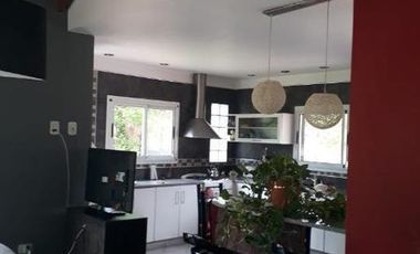 VENTA - Casa, 3 dorm, pileta y parque - Parque de Las Naciones, Guernica