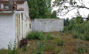 Casa Venta 2 dormitorios 2 baños 100mts2 - Aguas Verdes