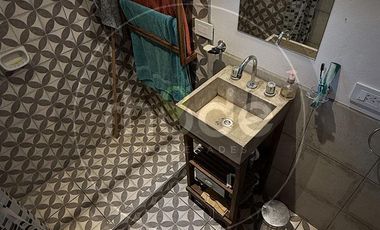 Monoambiente con terreno propio en Costa del Este - Los Pinos e/ Malvones y Pensamientos  al 1169