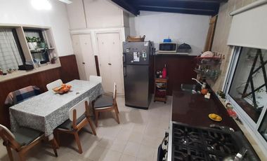 VENTA - Chalet 2 Dorm + Dpto - Adrogué  Marmol