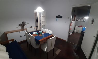 VENTA - Chalet 2 Dorm + Dpto - Adrogué  Marmol