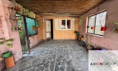 Casa en venta c/ cochera en Berisso