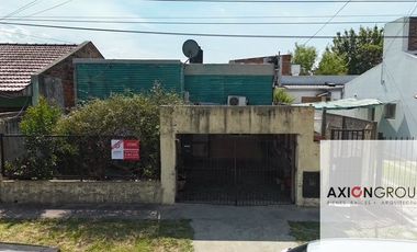 Casa en venta c/ cochera en Berisso
