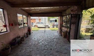 Casa en venta c/ cochera en Berisso
