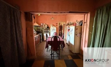 Casa en venta c/ cochera en Berisso