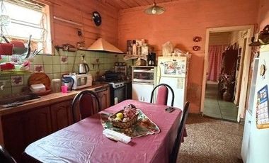 Casa en venta c/ cochera en Berisso