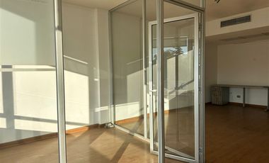 Oficina en Arriendo en Avenida la Dehesa 1200 Lo Barnechea